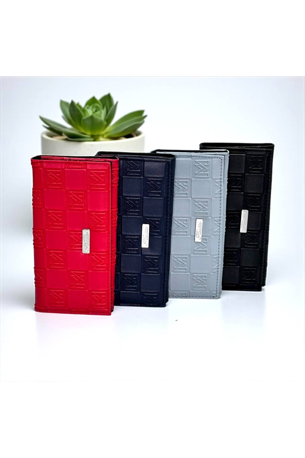 Dámska peňaženka s moderným štvorcovým vzorom 1424-105