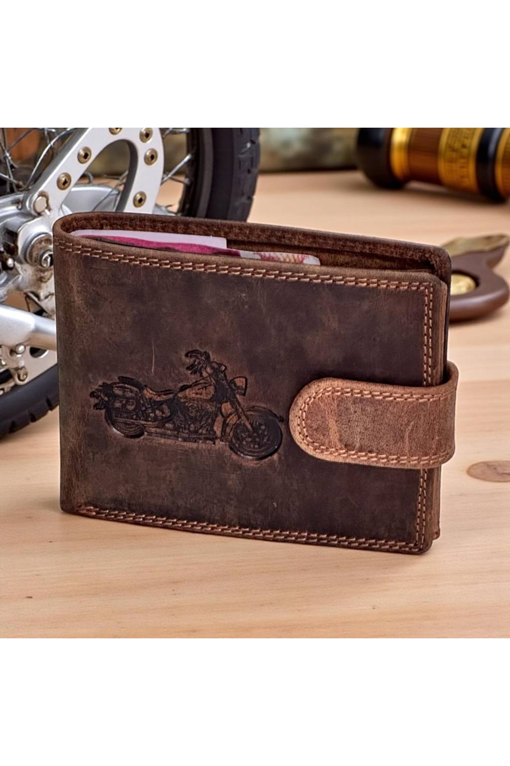 Pánska kožená peňaženka hnedá s motívom motorky – pravá koža, zapínanie na cvok